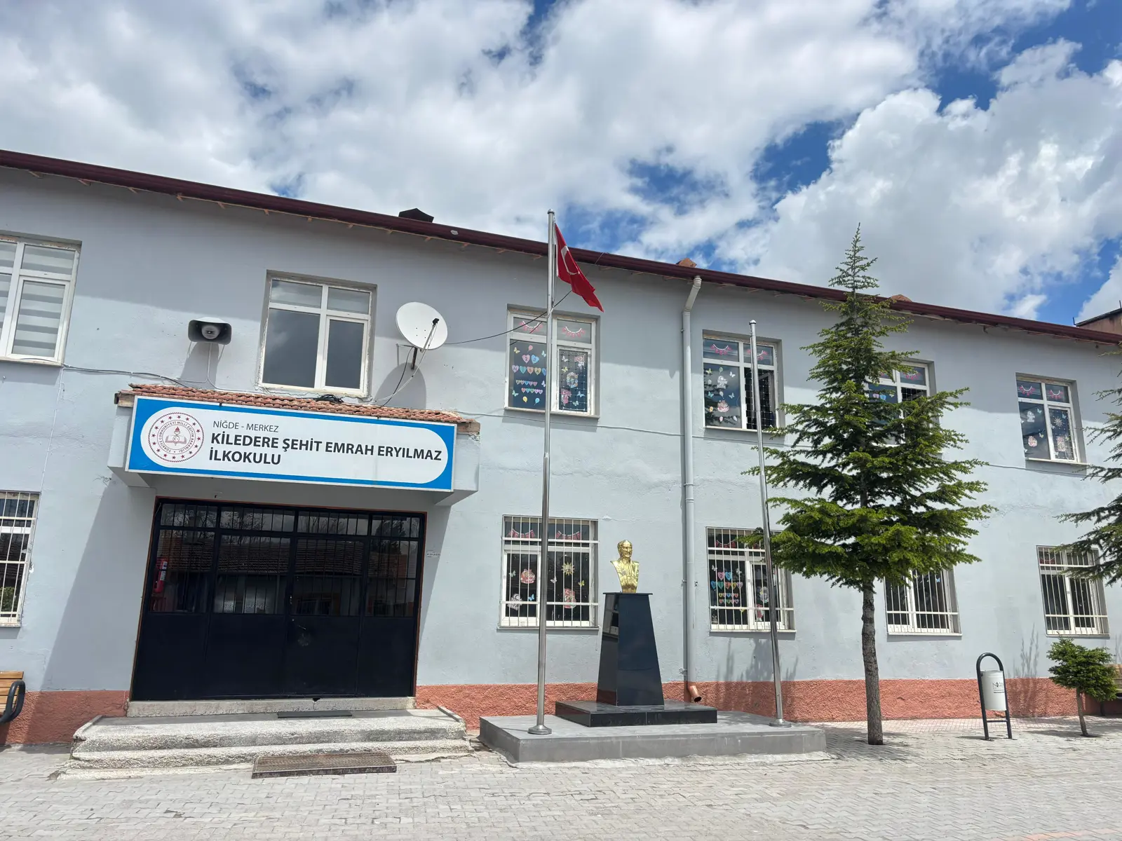 Kurum Kapak Görseli