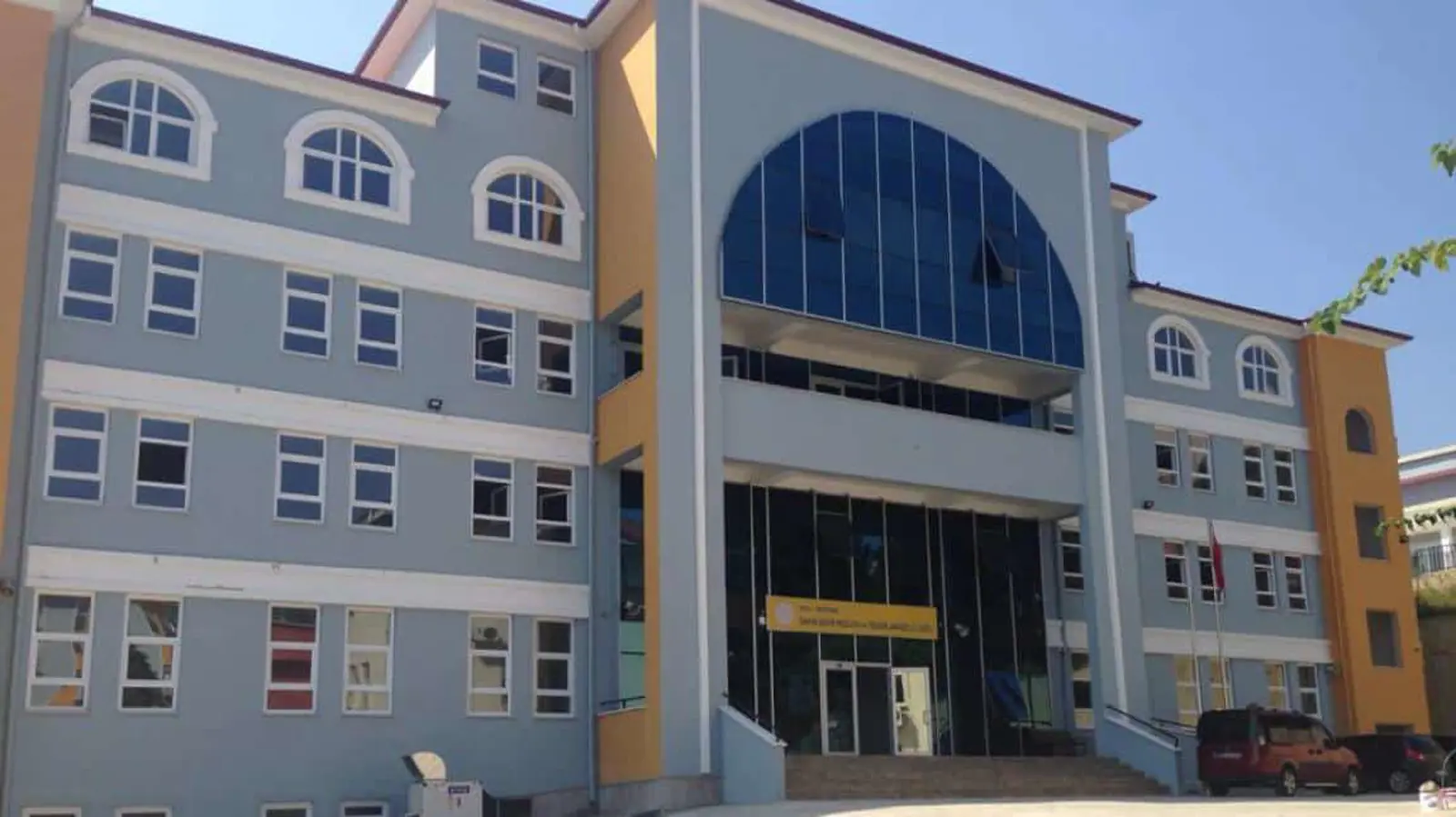 Kurum Kapak Görseli