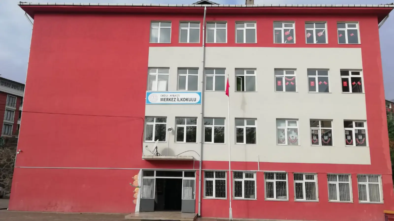 Kurum Kapak Görseli