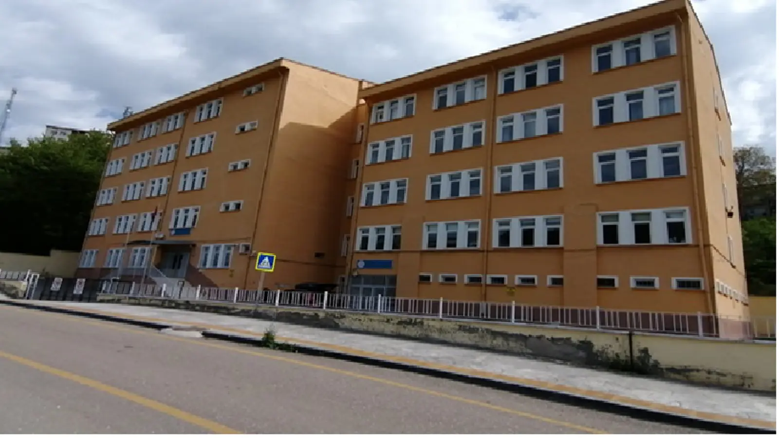 Kurum Kapak Görseli