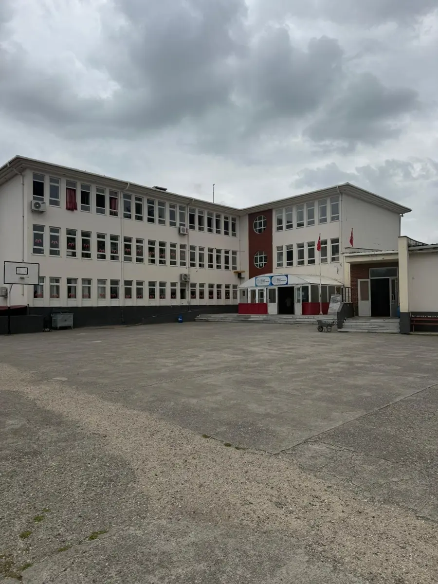 Kurum Kapak Görseli
