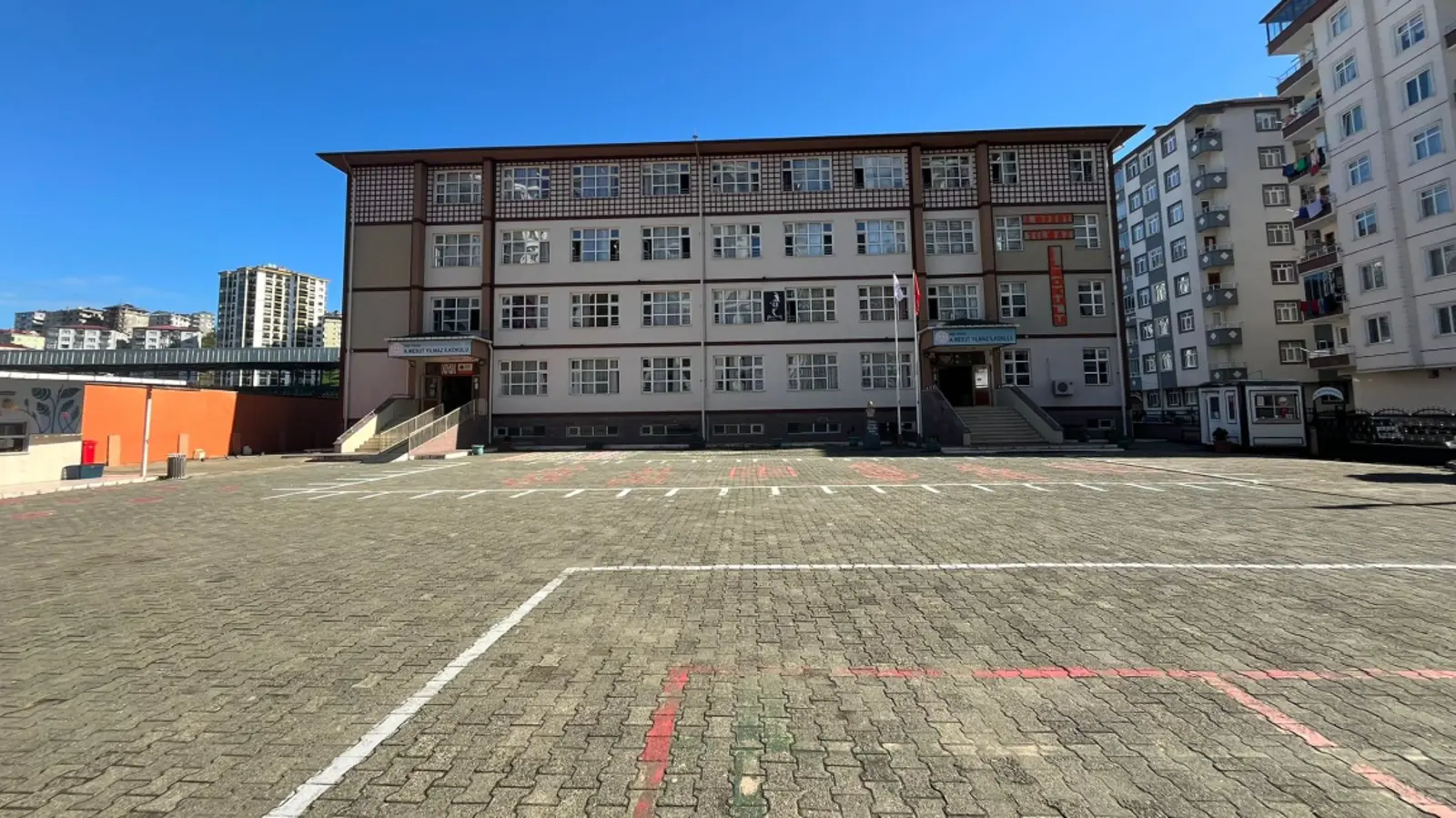 Kurum Kapak Görseli