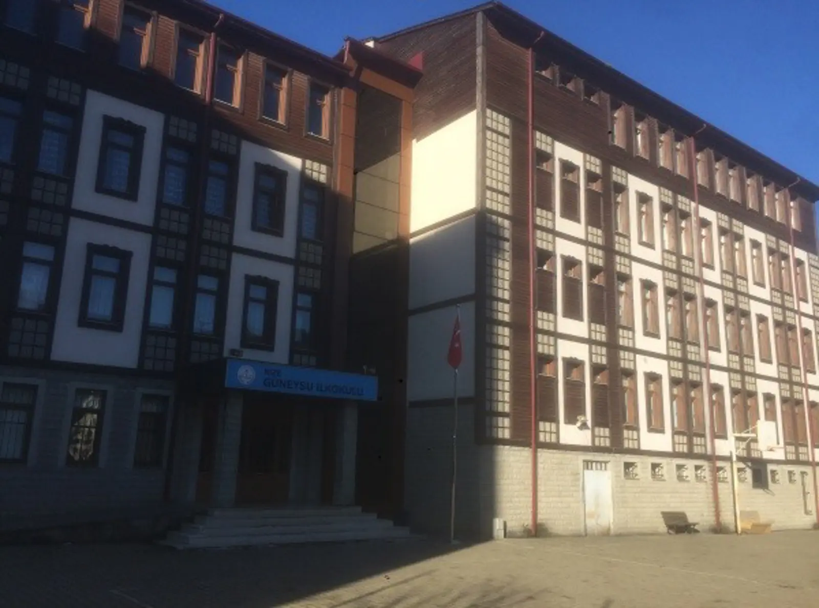 Kurum Kapak Görseli