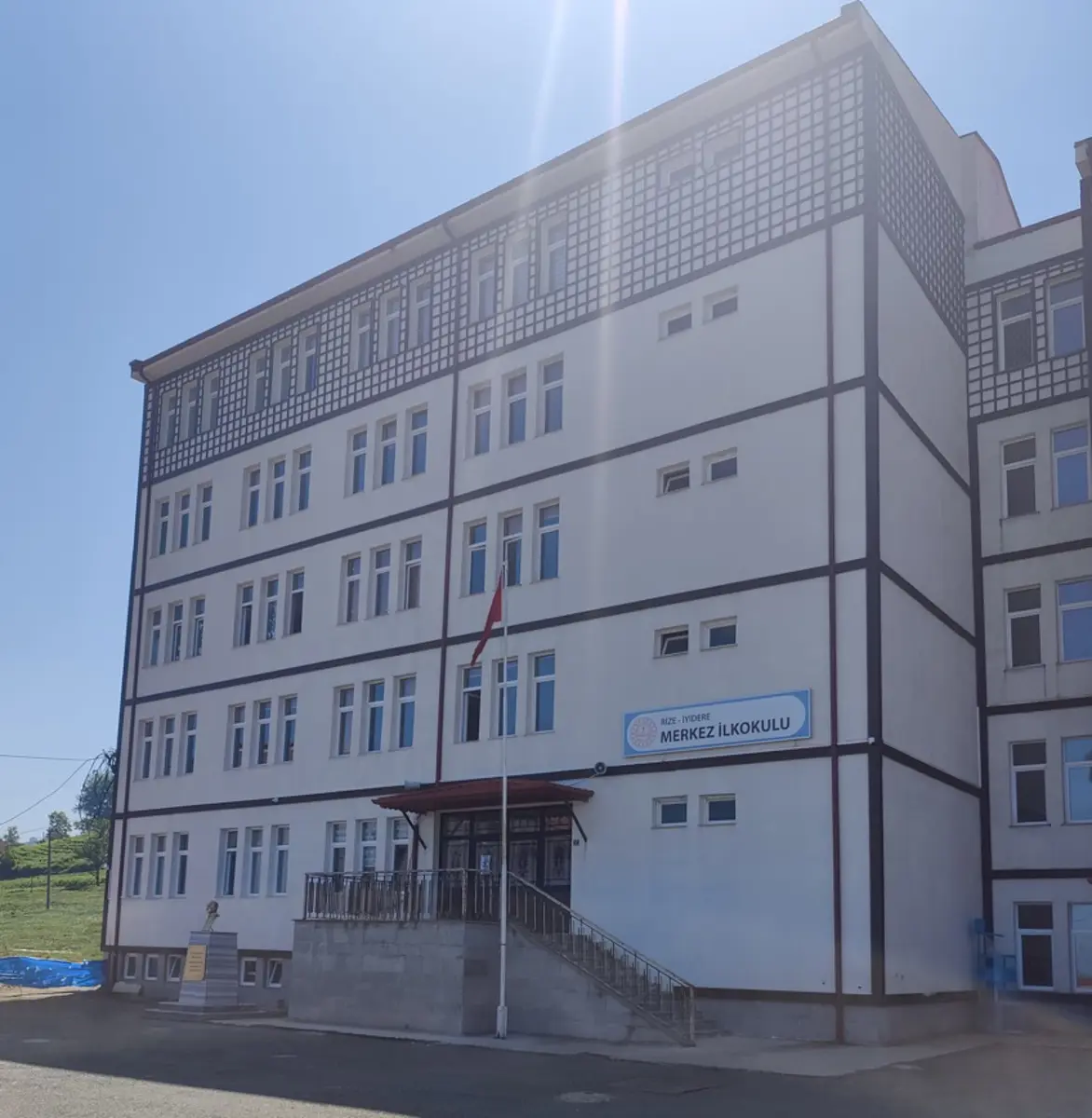 Kurum Kapak Görseli