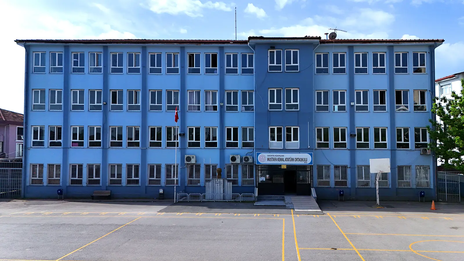 Kurum Kapak Görseli