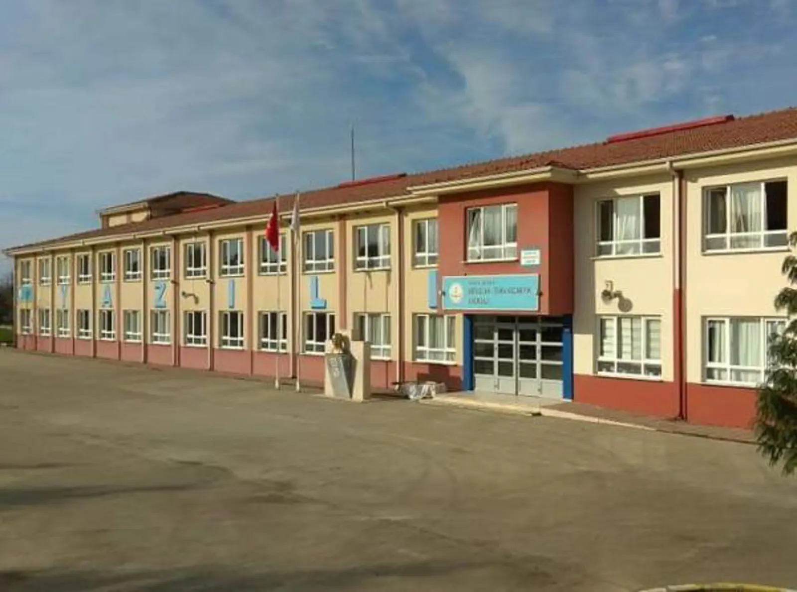 Abdullah Esma Kocabıyık İlkokulu