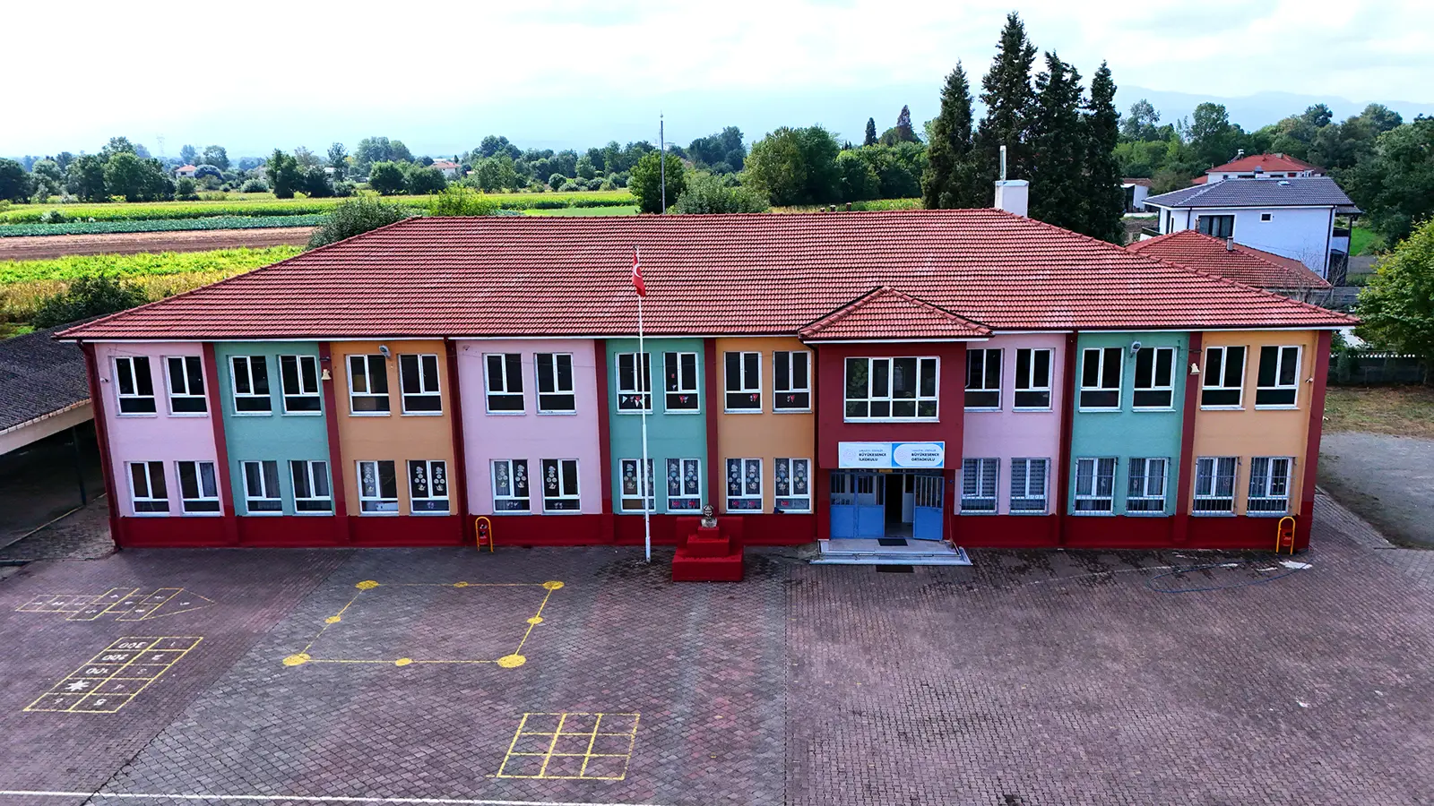 Büyükesence İlkokulu