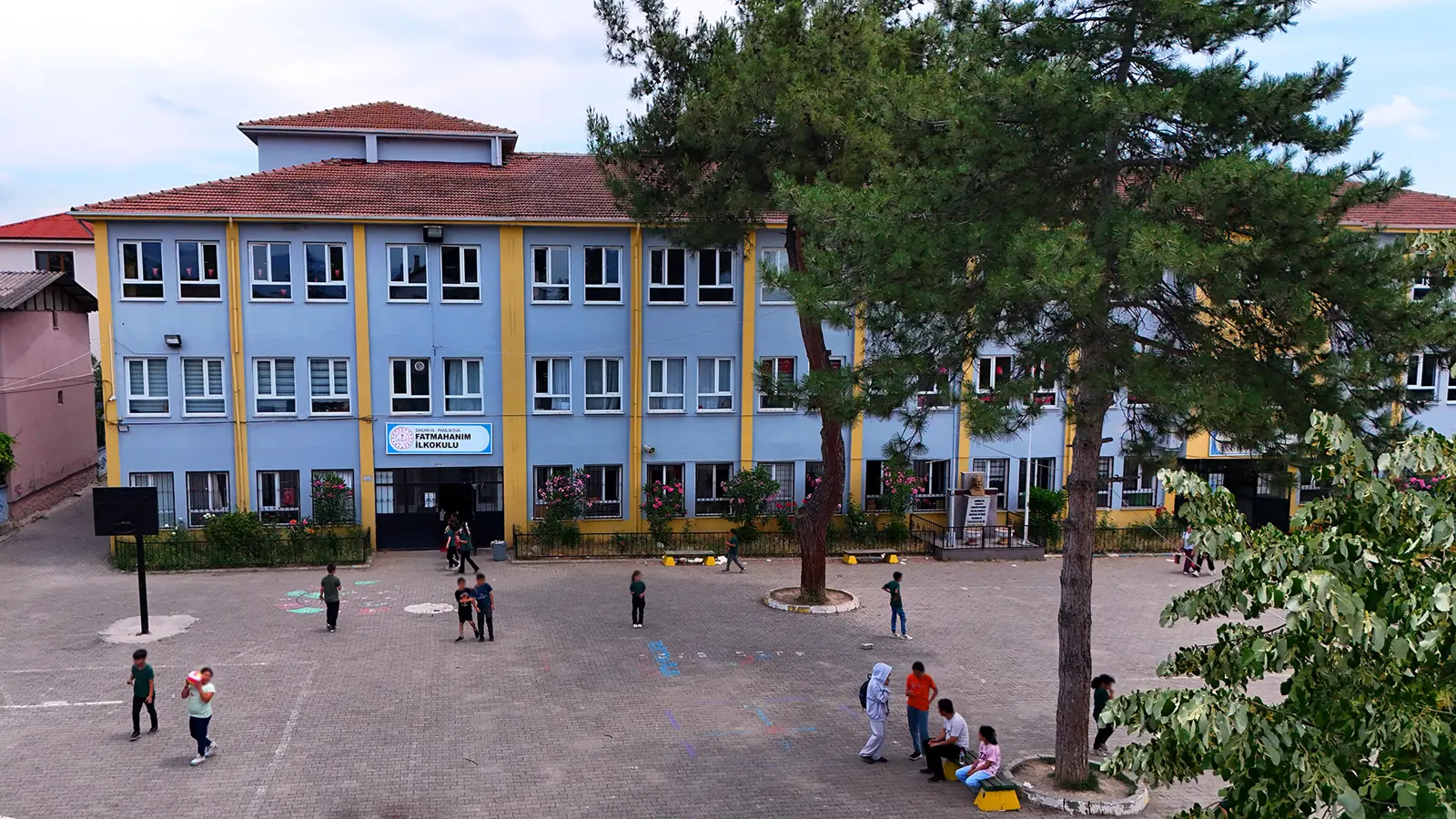 Fatmahanım İlkokulu