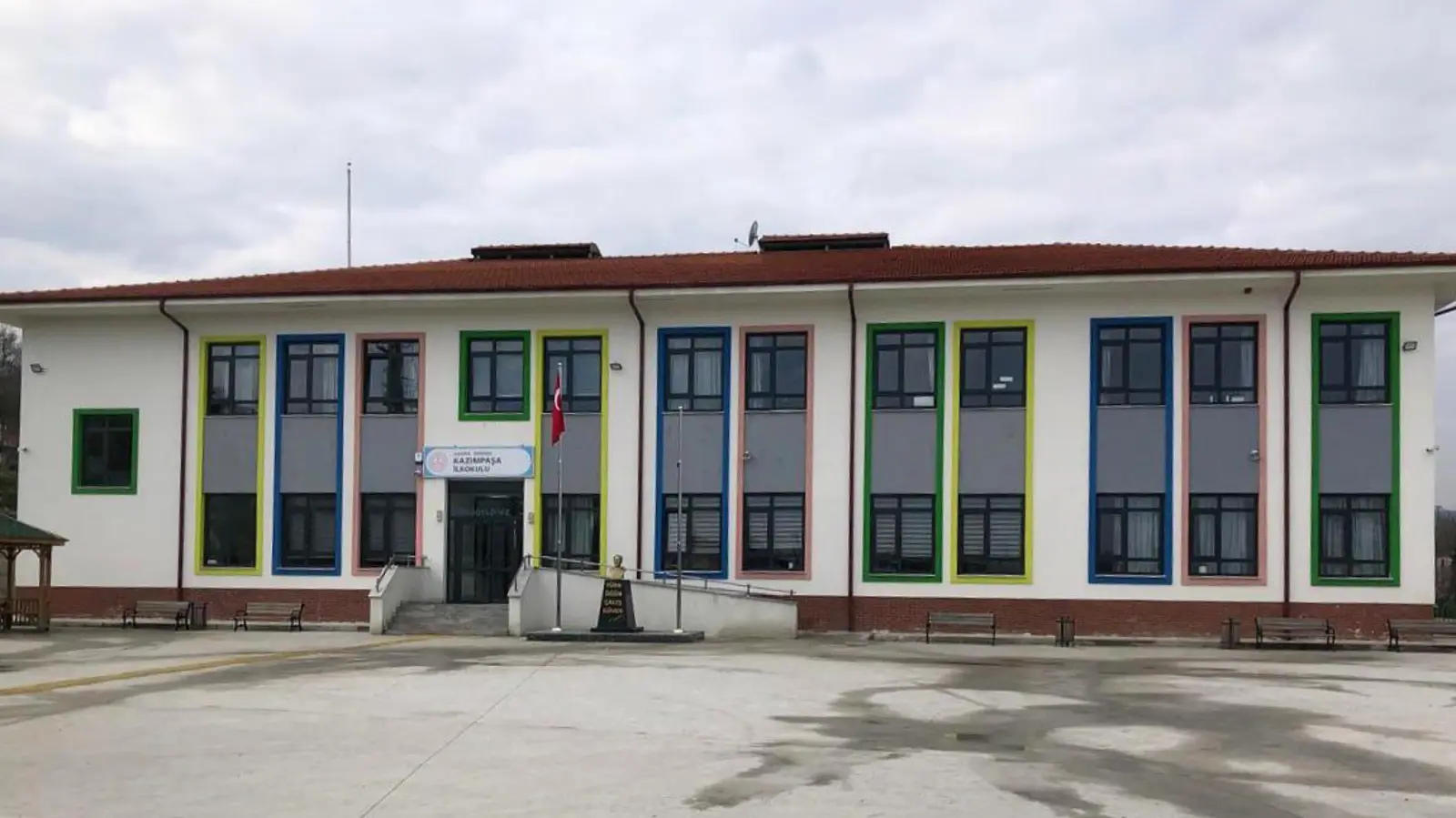 Kurum Kapak Görseli