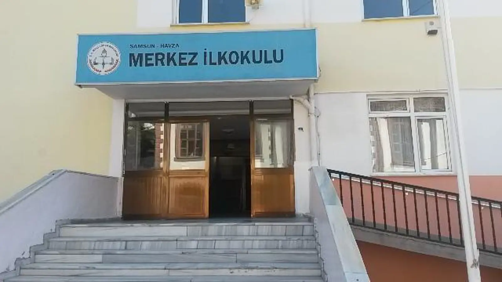 Kurum Kapak Görseli