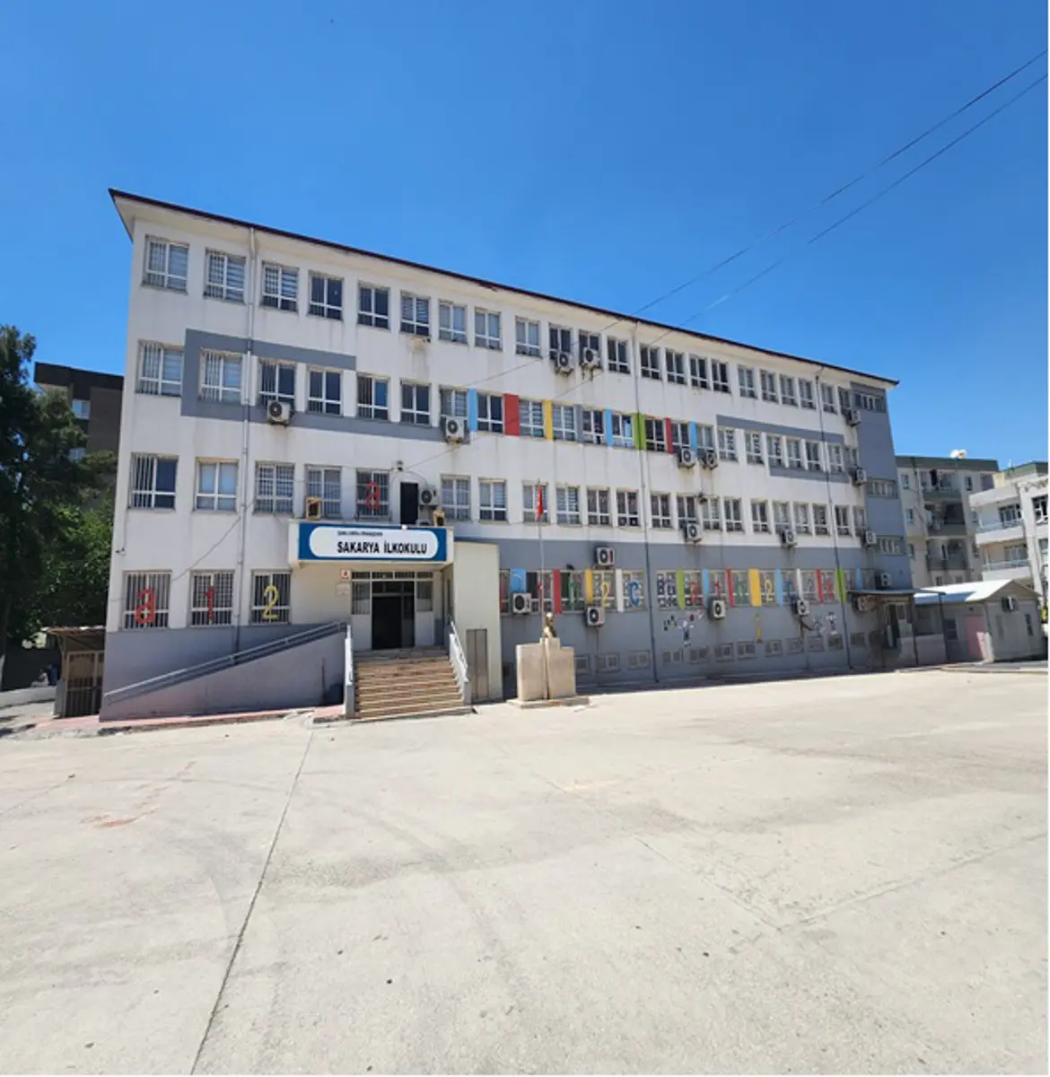 Kurum Kapak Görseli