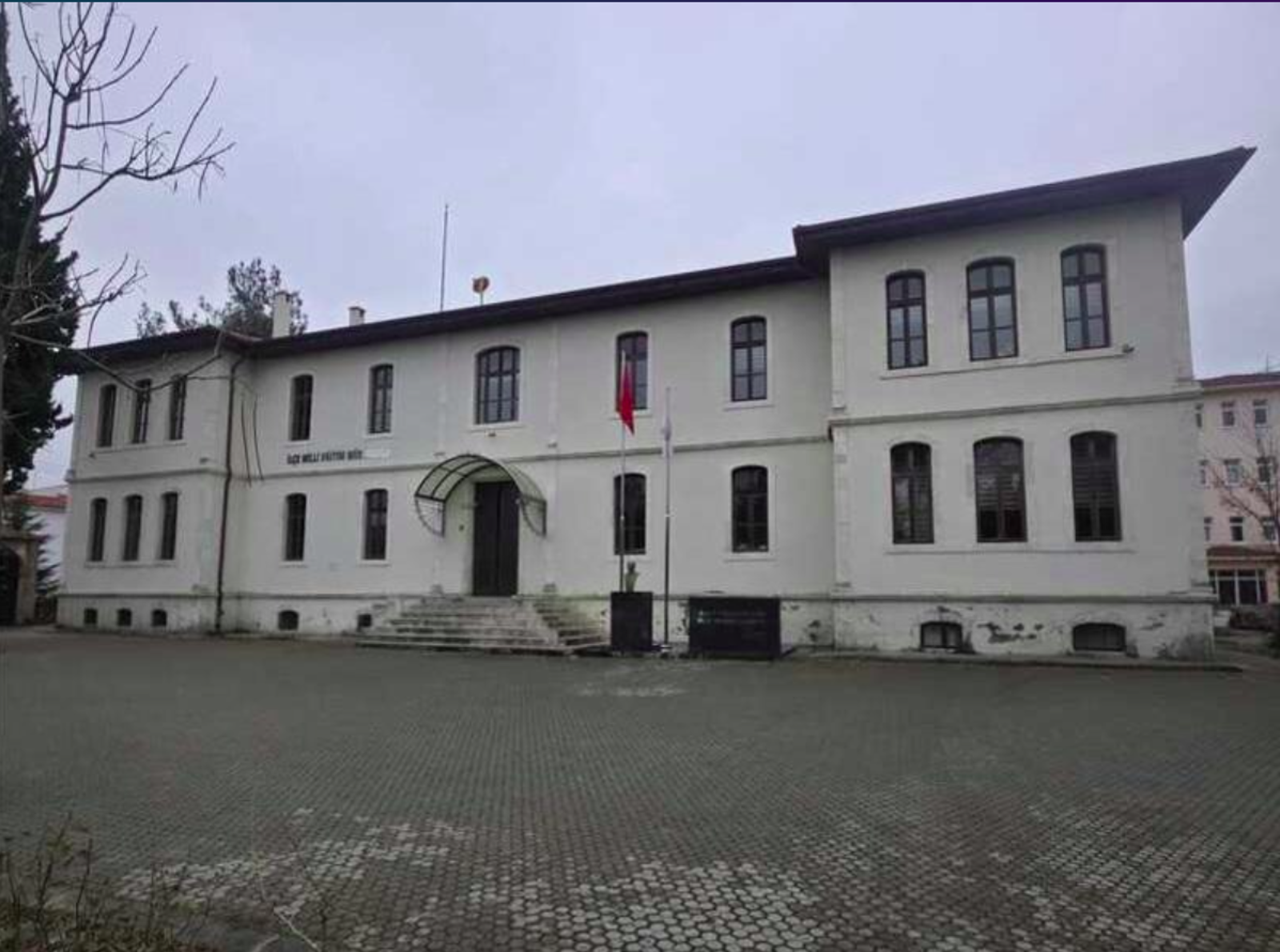 Kurum Kapak Görseli