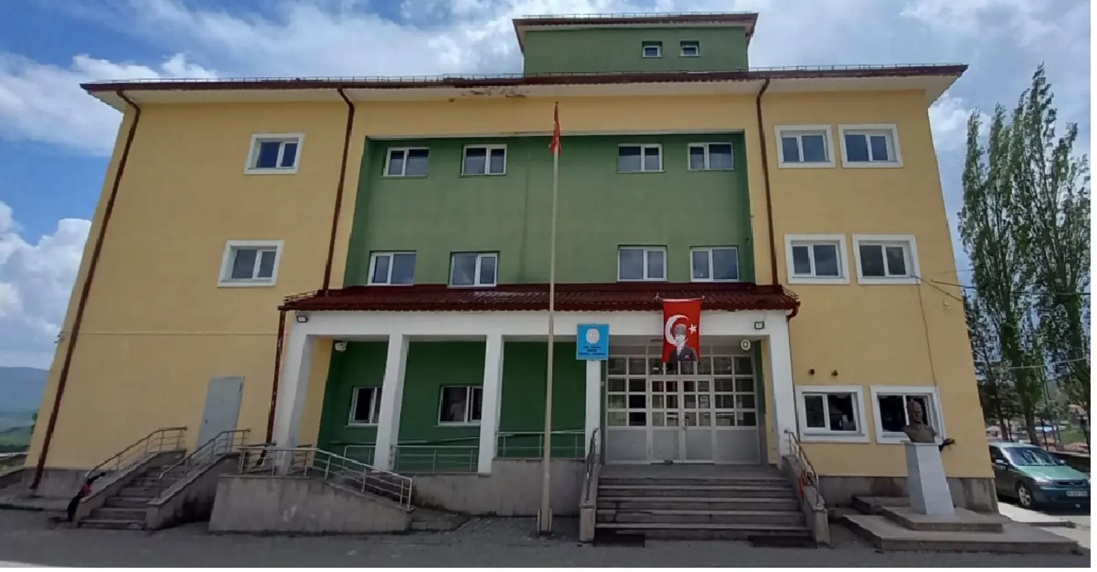 Kurum Kapak Görseli