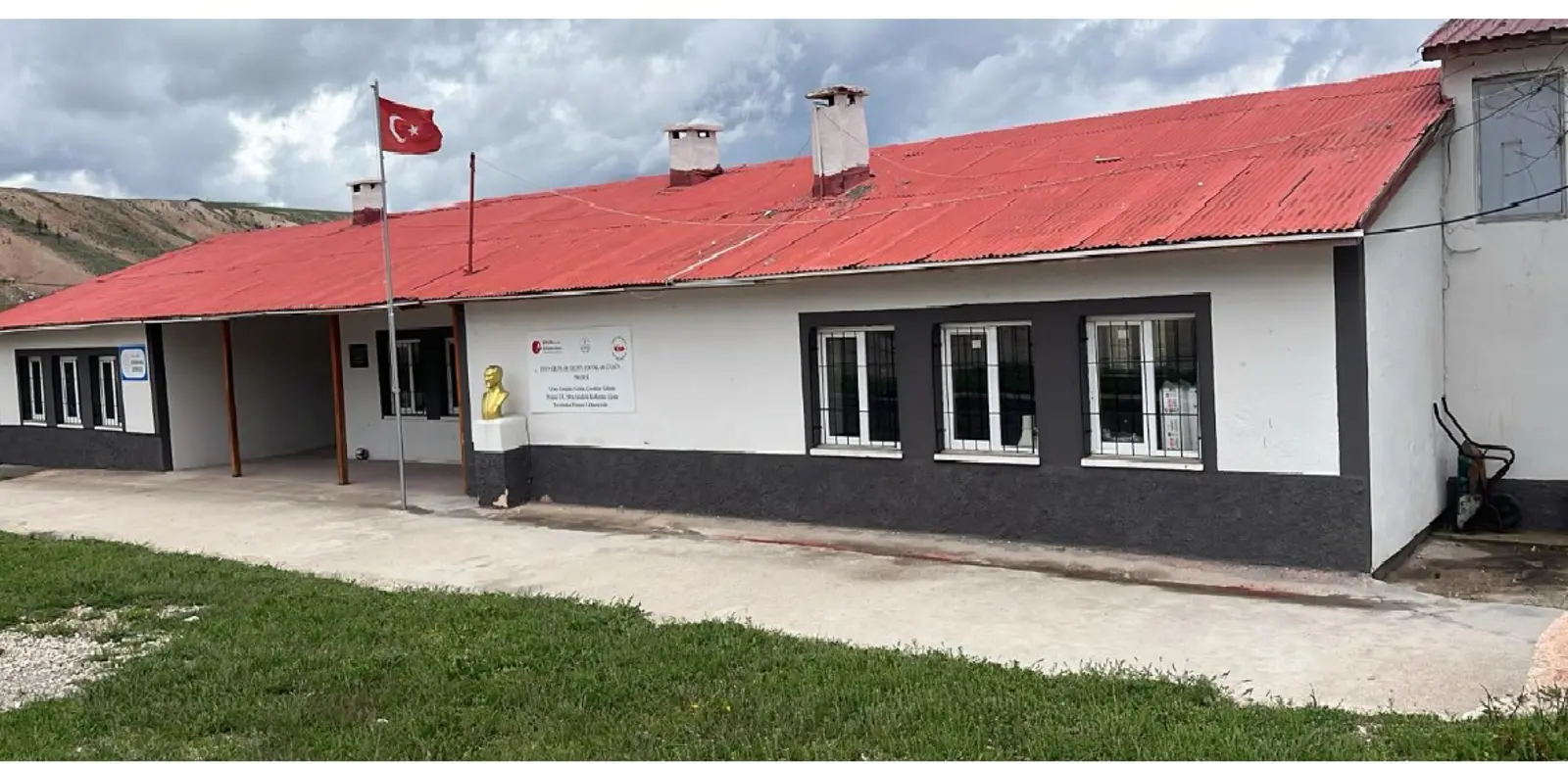 Kurum Kapak Görseli