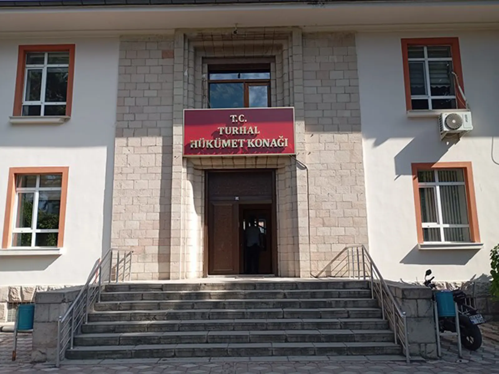 Kurum Kapak Görseli
