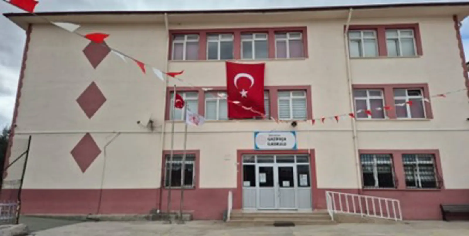 Kurum Kapak Görseli