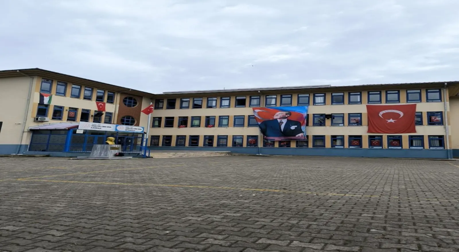 Kurum Kapak Görseli