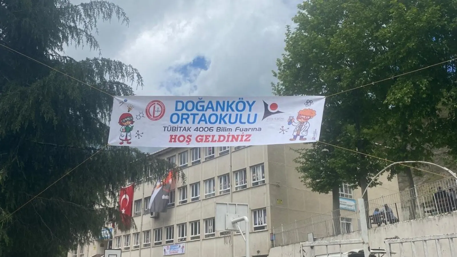 Kurum Kapak Görseli