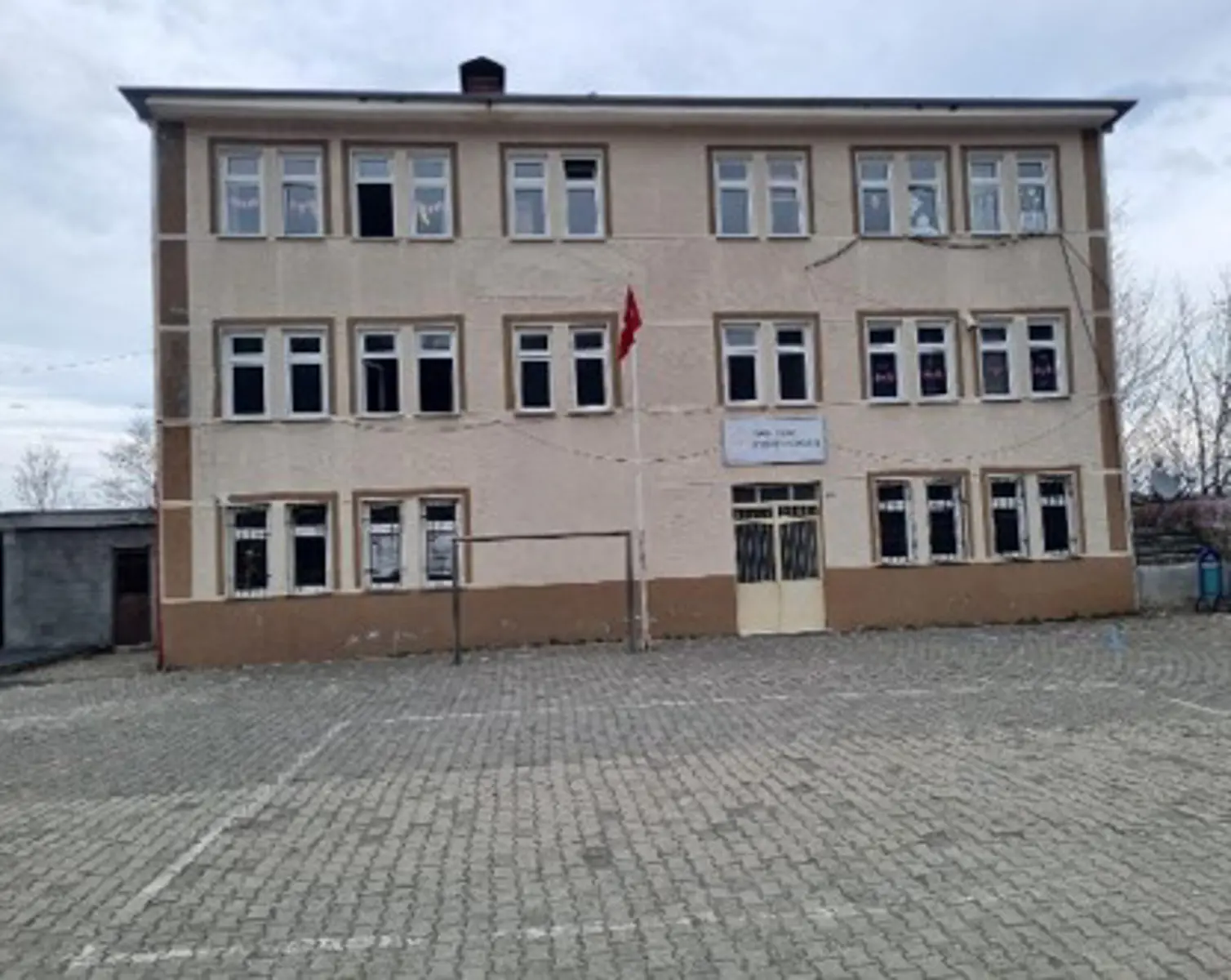 Kurum Kapak Görseli