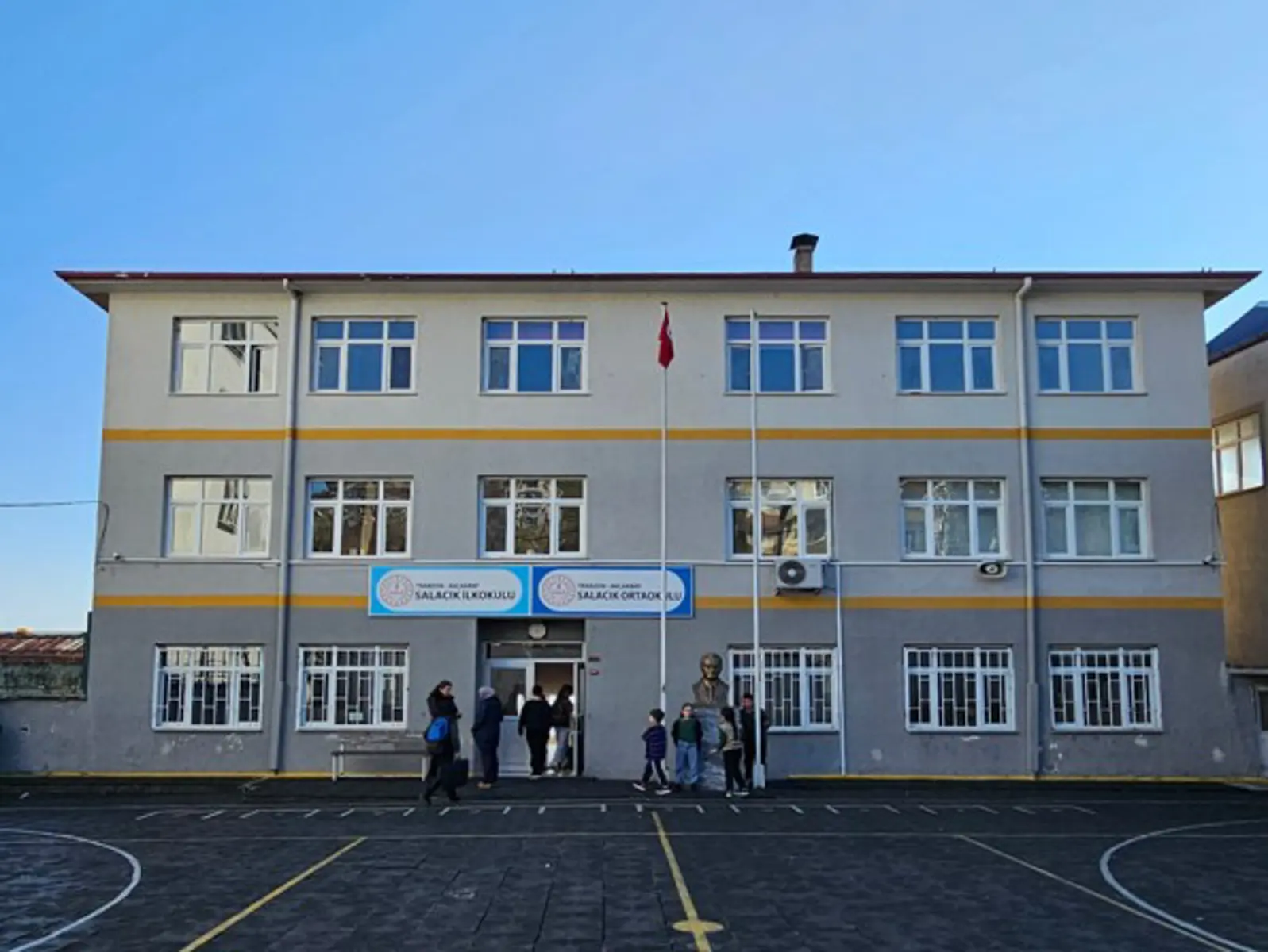 Kurum Kapak Görseli