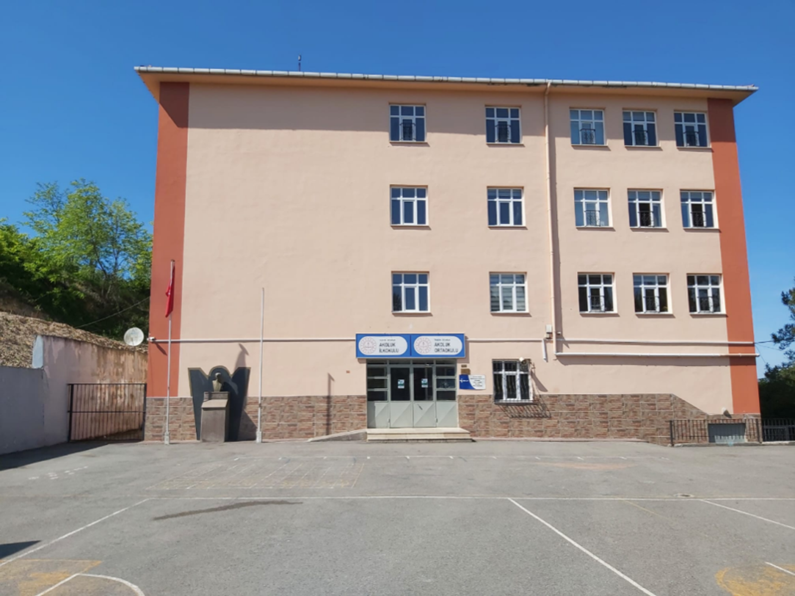Kurum Kapak Görseli
