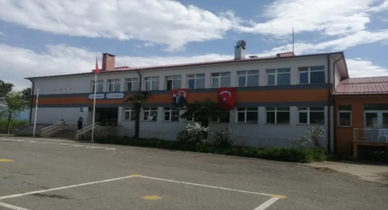 Kurum Kapak Görseli