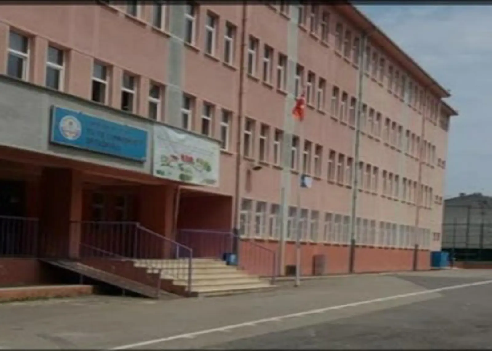 Kurum Kapak Görseli