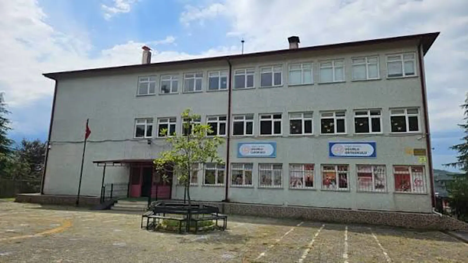 Kurum Kapak Görseli