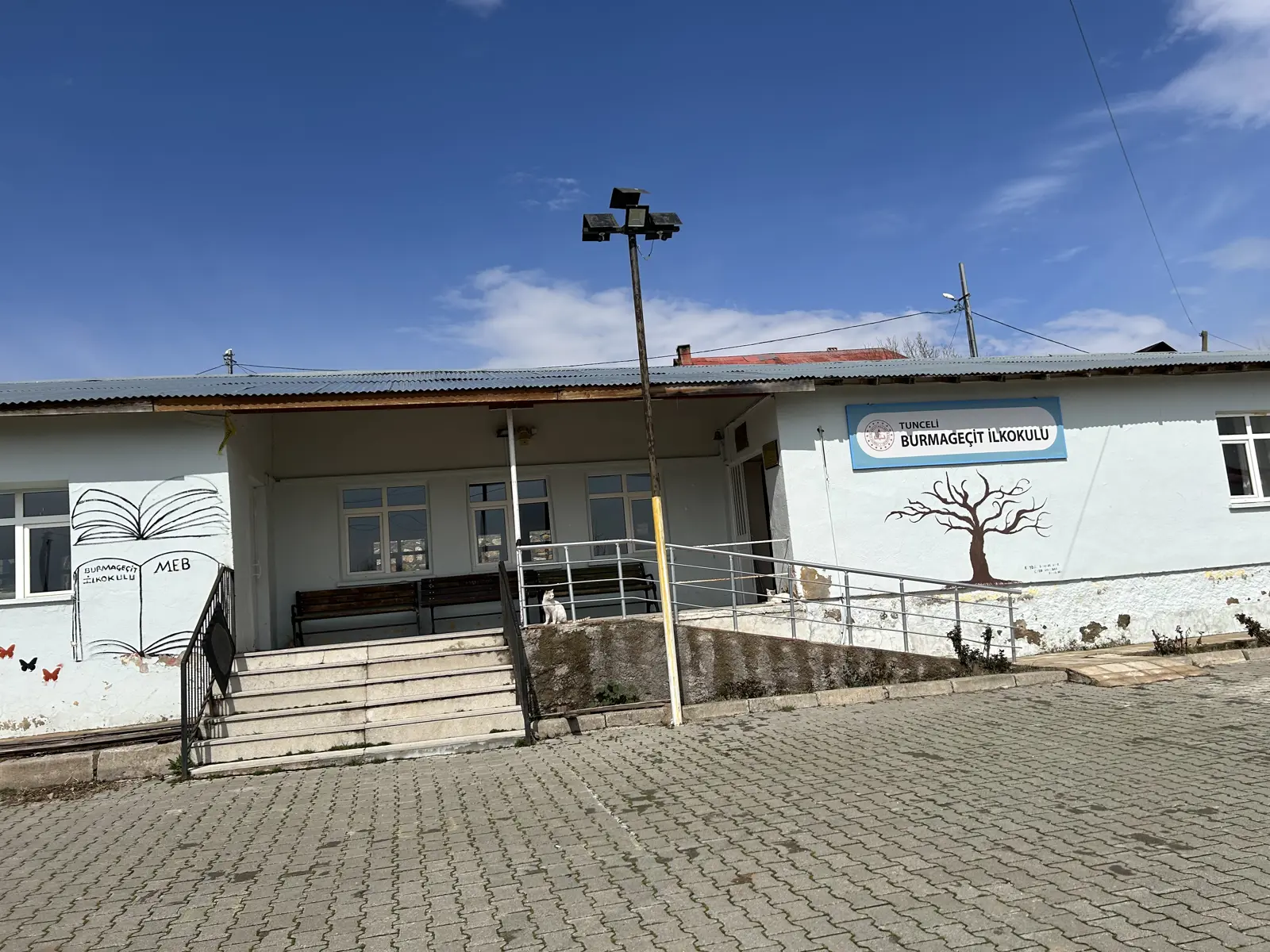 Kurum Kapak Görseli