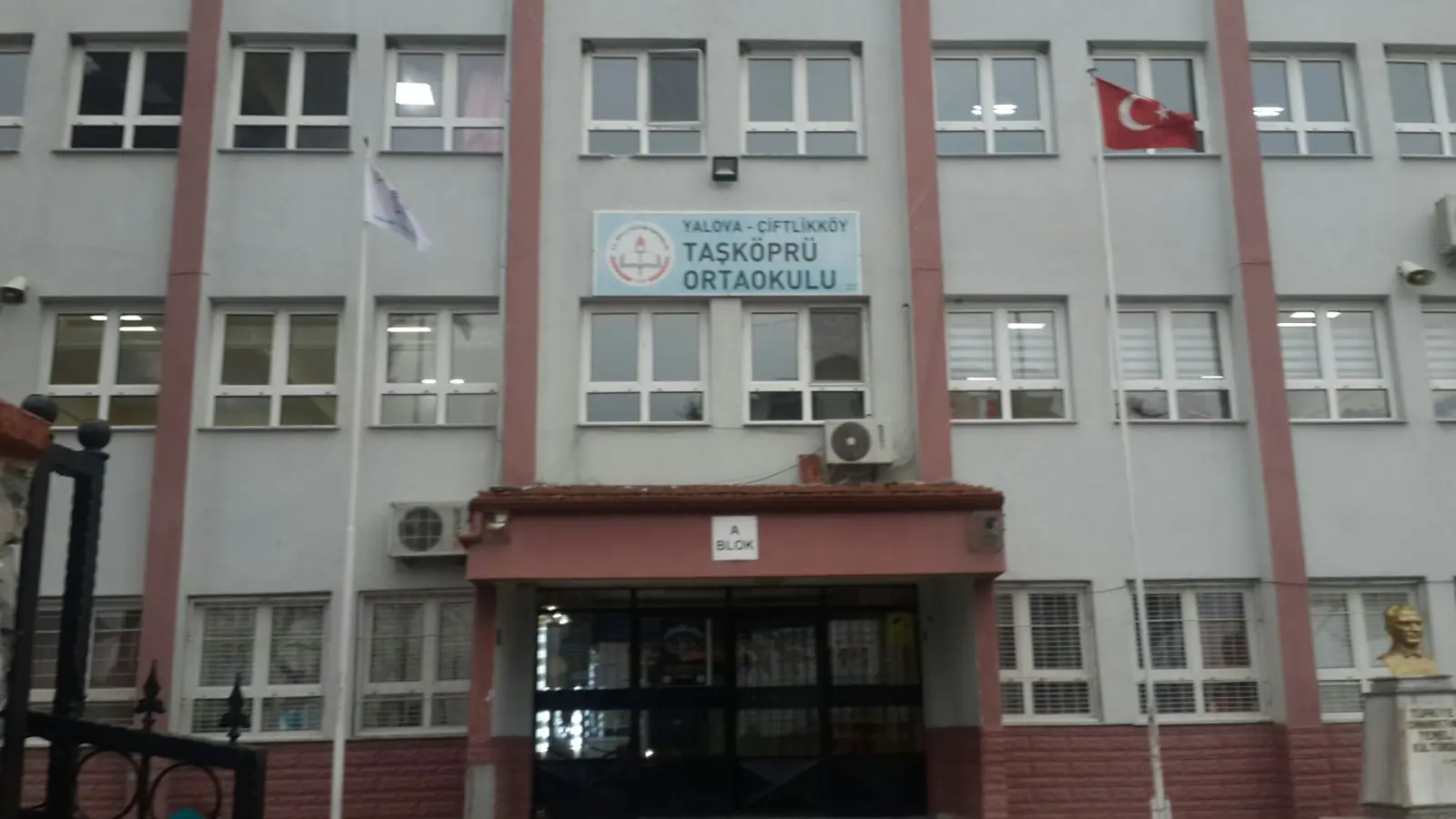 Kurum Kapak Görseli
