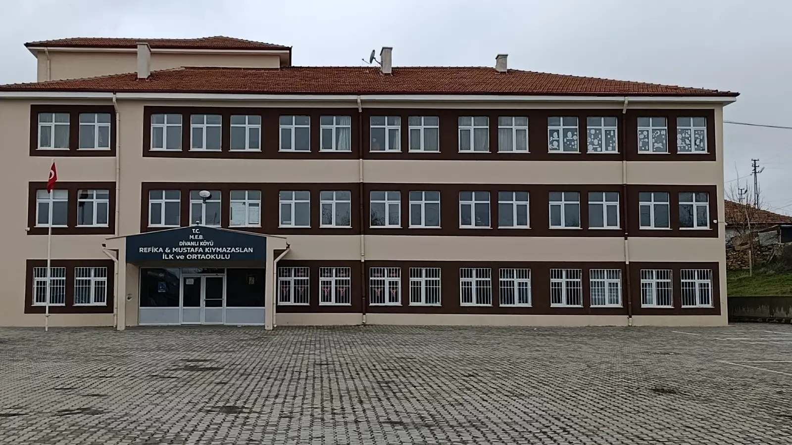 Kurum Kapak Görseli