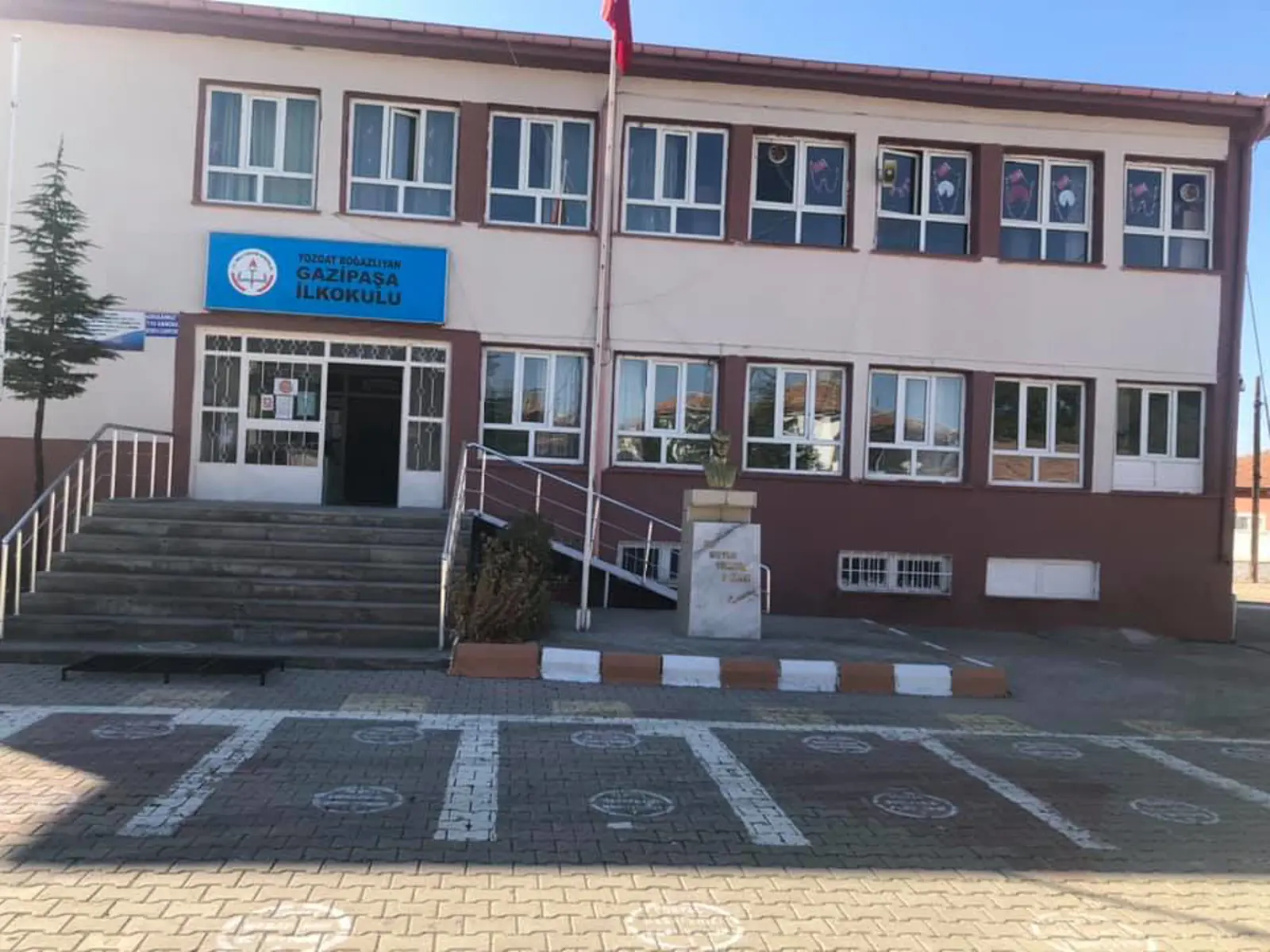 Kurum Kapak Görseli