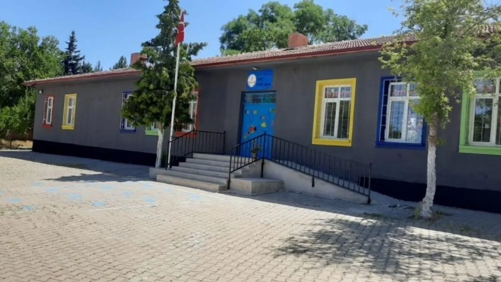 Kurum Kapak Görseli