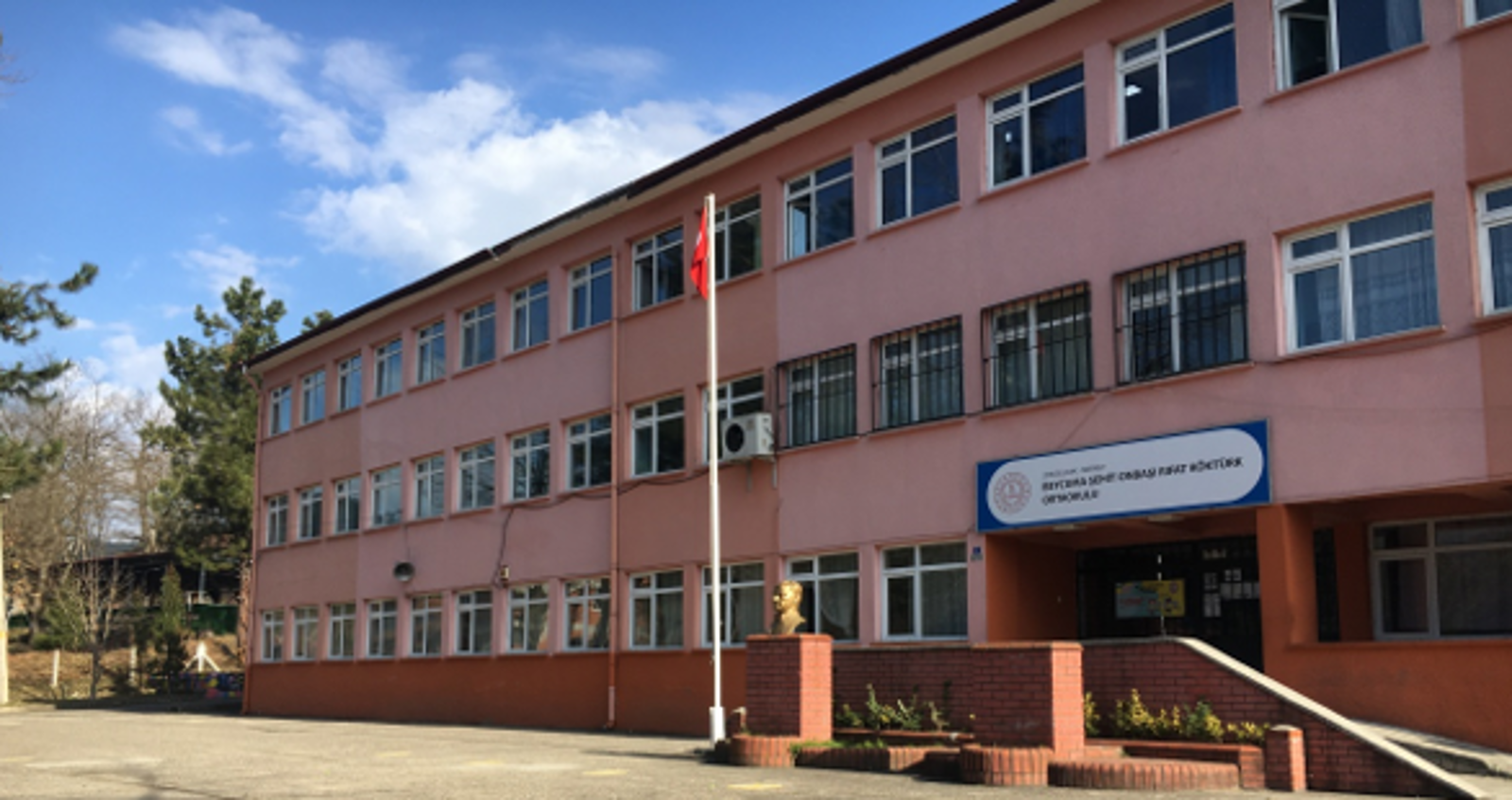 Kurum Kapak Görseli